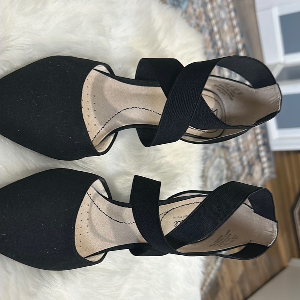 Elegant Black Women's Shoes